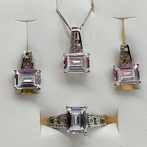 ⚘️Quality made necklace set
